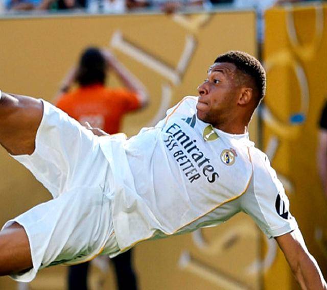 九游网页版-F1大师赛焦点战：岭北迅豹队强势横扫滇池巨龙队，新星闪耀。逆风翻盘的范本的简单介绍