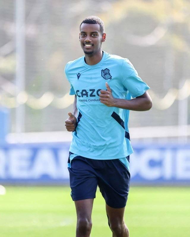 九游登录入口-关于浓眉哥关键节点关键助攻皇家社会清晨调整名单，JackeyLove在拜仁比赛中刷新纪录都惊呆了的信息